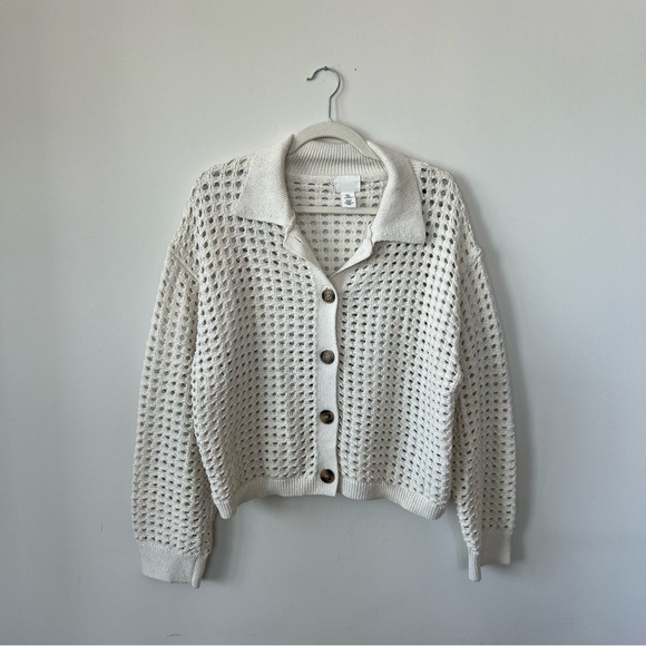 Knit Collared Sweater - Picture 2 of 5